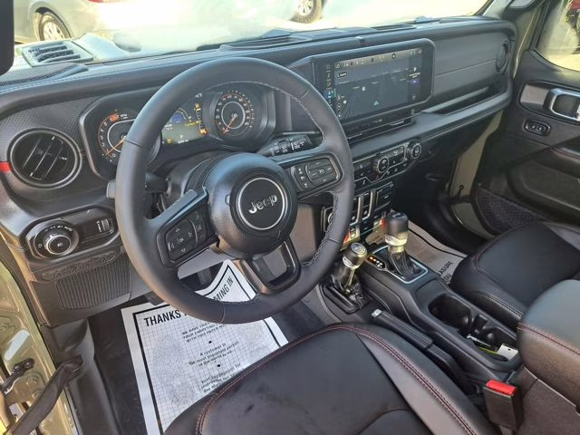 2025 41 Jeep Wrangler Rubicon 4X4 SUV