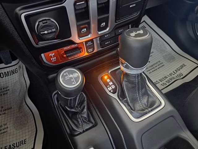 2025 41 Jeep Wrangler Rubicon 4X4 SUV