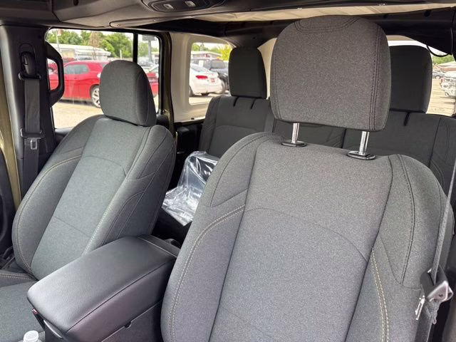 2025 41 Jeep Wrangler Sport S 4X4 SUV