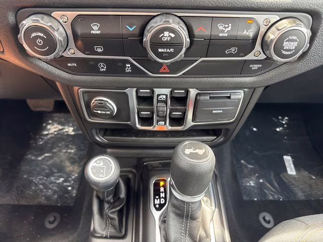2025 41 Jeep Wrangler Sport S 4X4 SUV