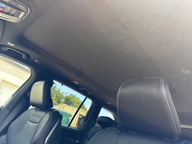2025 Silver Zynith Jeep Grand Cherokee Overland 4X4 SUV
