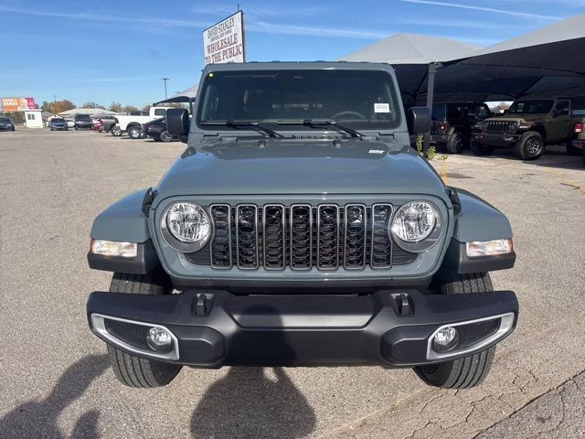 2026 Anvil Clearcoat Jeep Gladiator Sport S 4X4 Truck