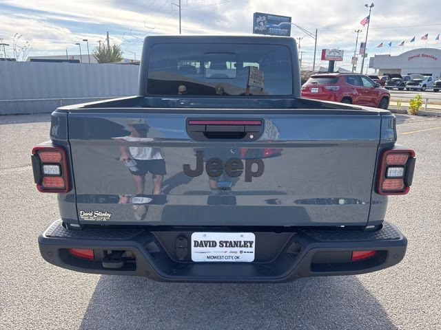 2026 Anvil Clearcoat Jeep Gladiator Sport S 4X4 Truck