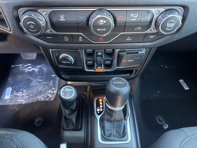 2026 41 Jeep Gladiator Sport 4X4 Truck