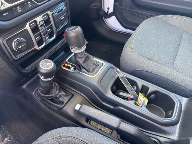 2026 Bright White Clearcoat Jeep Gladiator Sport S 4X4 Truck