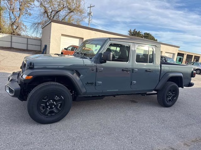2026 Anvil Clearcoat Jeep Gladiator Sport 4X4 Truck