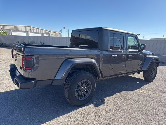 2026 Crystal Metallic Jeep Gladiator Sport S 4X4 Truck