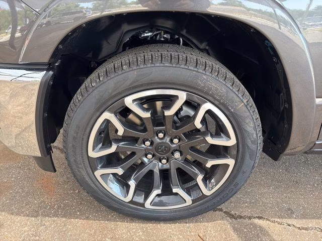 2026 Crystal Metallic Ram 1500 Limited 4X4 Truck