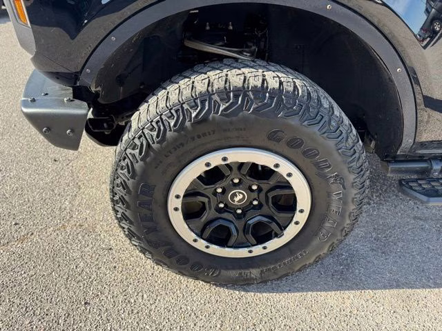 2022 Shadow Black Ford Bronco Badlands 4X4 SUV