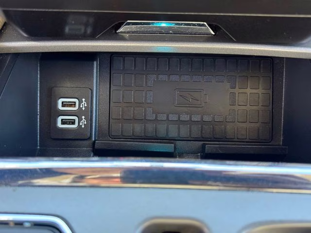 2019 Ingot Silver Ford Expedition XLT 4X4 SUV