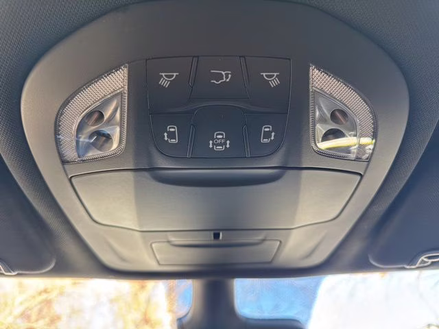 2026 Silver Mist Clearcoat Chrysler Voyager LX FWD Van