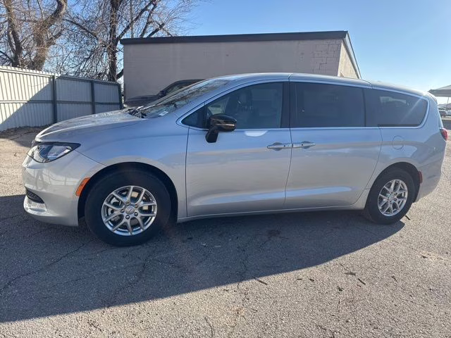 2026 Silver Mist Clearcoat Chrysler Voyager LX FWD Van