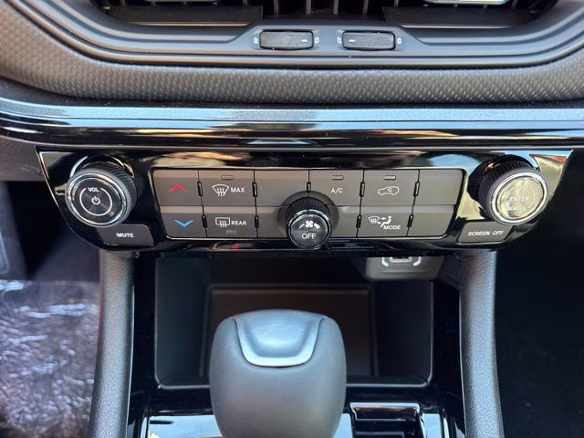 2026 Joose Jeep Compass Latitude 4X4 SUV