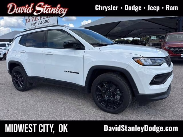2026 Bright White Clearcoat Jeep Compass Latitude 4X4 SUV