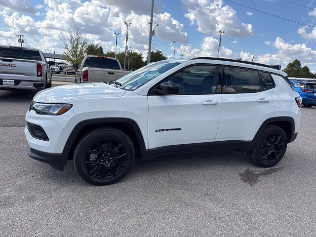 2026 Bright White Clearcoat Jeep Compass Latitude 4X4 SUV