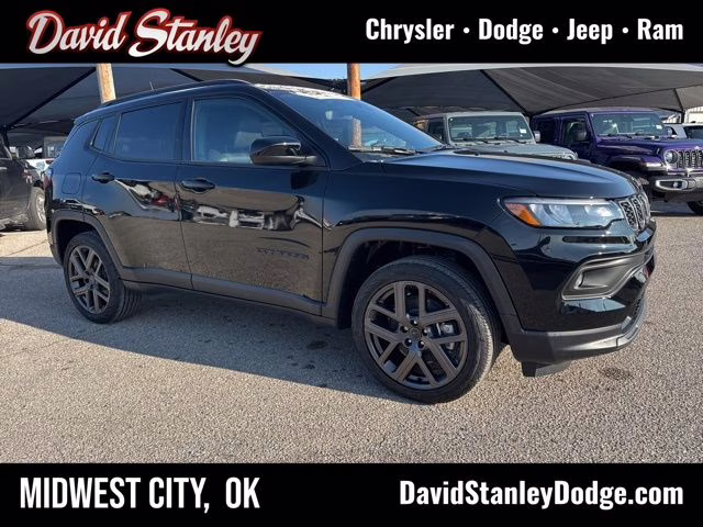 2026 Diamond Black Jeep Compass Latitude 4X4 SUV