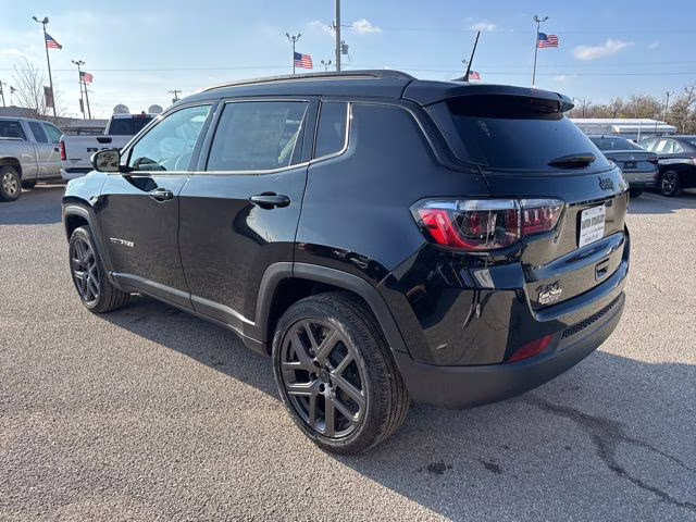 2026 Diamond Black Jeep Compass Latitude 4X4 SUV