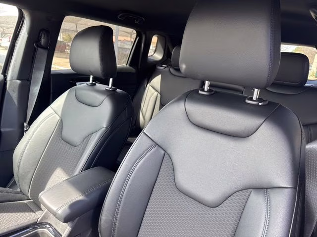 2026 Diamond Black Jeep Compass Latitude 4X4 SUV