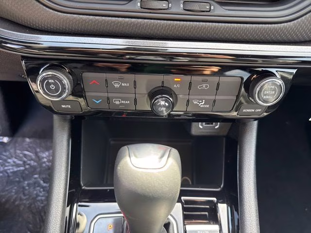 2026 Diamond Black Jeep Compass Latitude 4X4 SUV