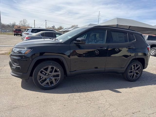 2026 Diamond Black Jeep Compass Latitude 4X4 SUV
