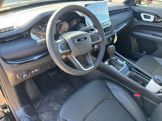 2026 Diamond Black Jeep Compass Latitude 4X4 SUV