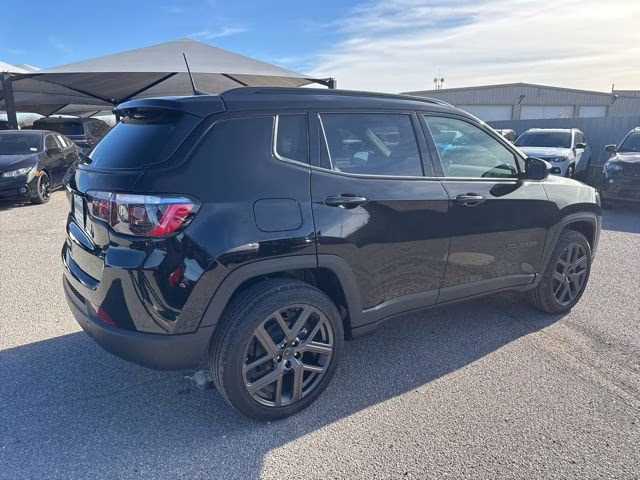 2026 Diamond Black Jeep Compass Latitude 4X4 SUV