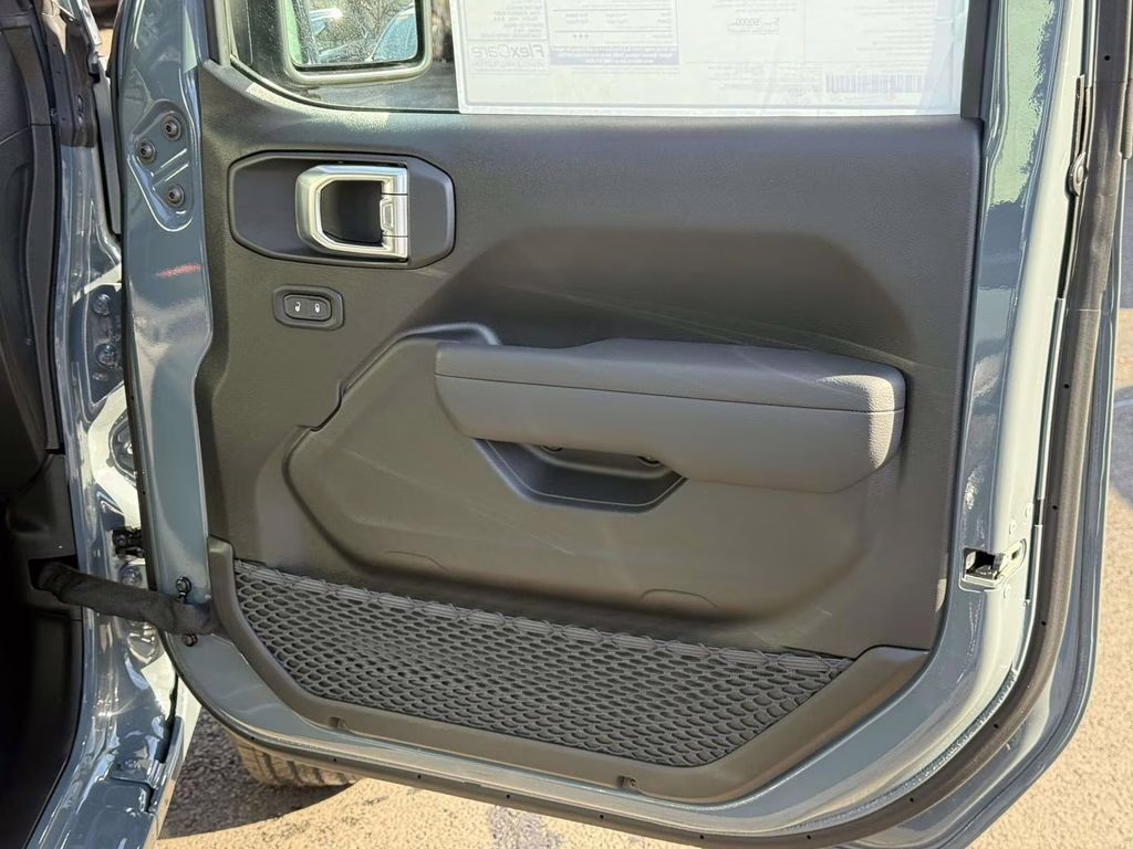 2026 Anvil Clear Coat Jeep Wrangler Sport 4X4 SUV