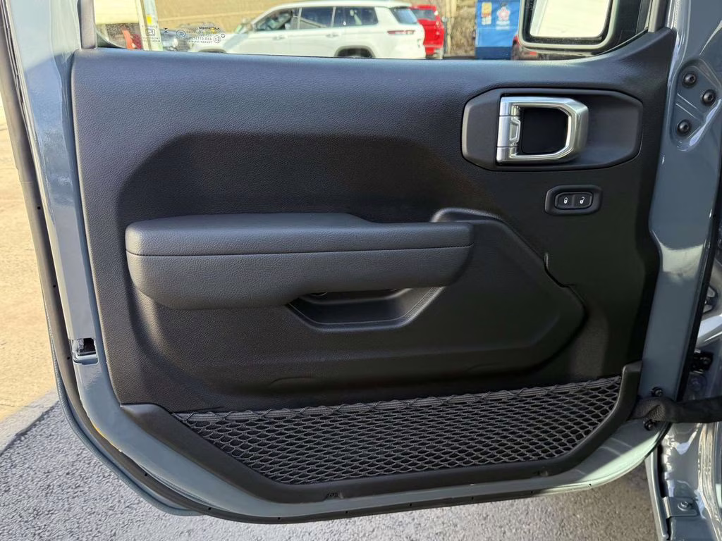 2026 Anvil Clear Coat Jeep Wrangler Sport 4X4 SUV