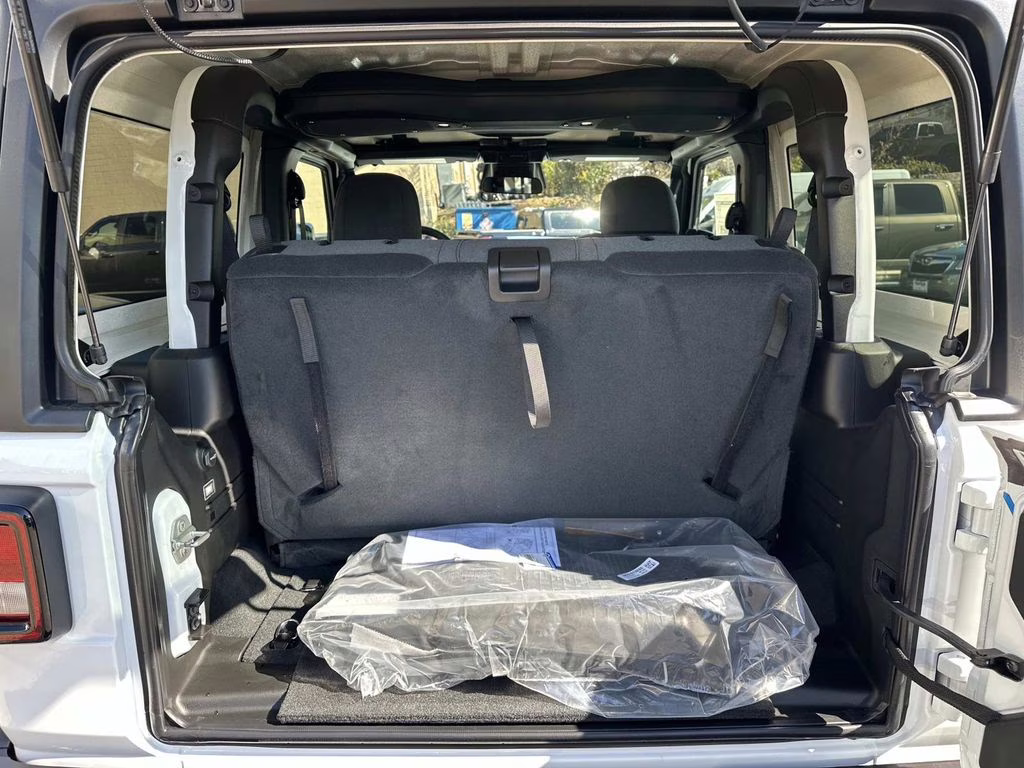 2026 Bright White Clearcoat Jeep Wrangler Willys 4X4 SUV