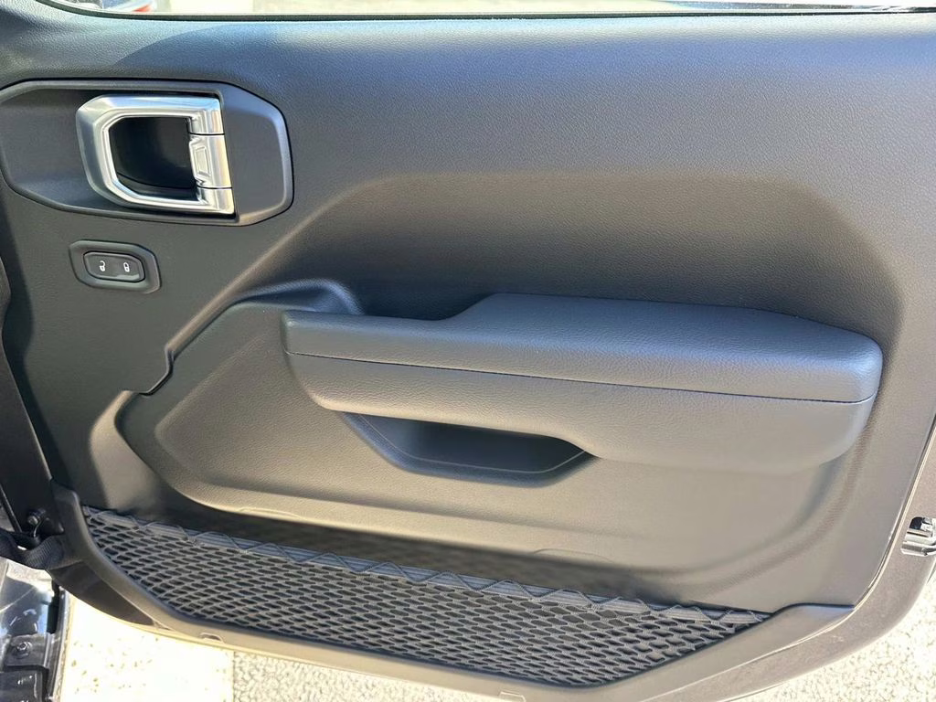 2026 Granite Crystal Metallic Clearcoat Jeep Wrangler Sport 4X4 SUV