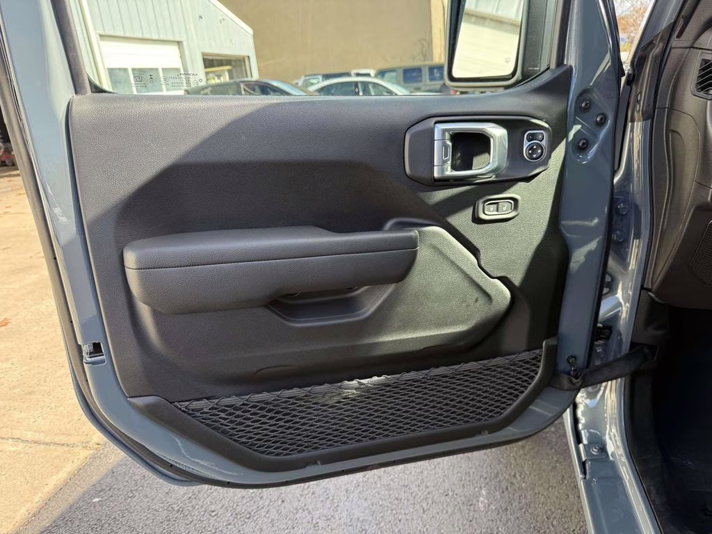 2026 Anvil Clear Coat Jeep Wrangler Sport S 4X4 SUV