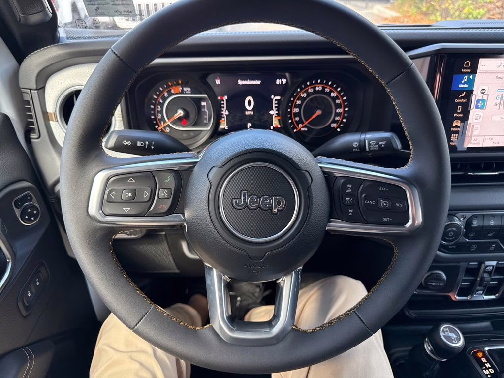 2024 Bright White Clearcoat Jeep Wrangler Sahara 4X4 SUV