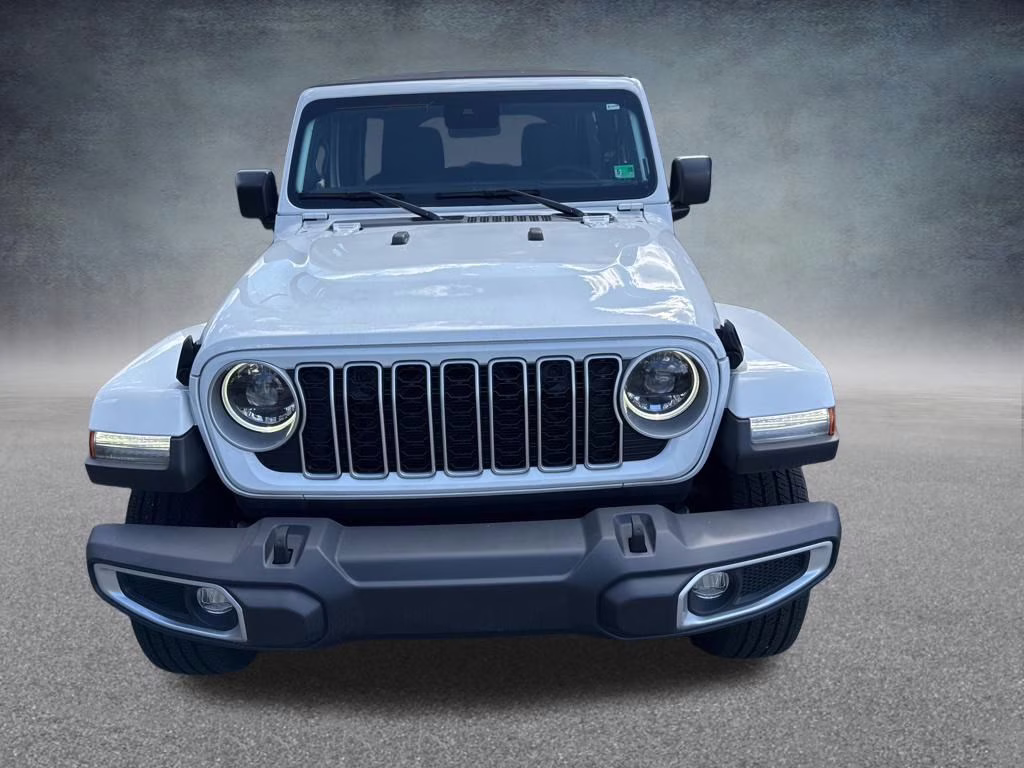 2024 Bright White Clearcoat Jeep Wrangler Sahara 4X4 SUV