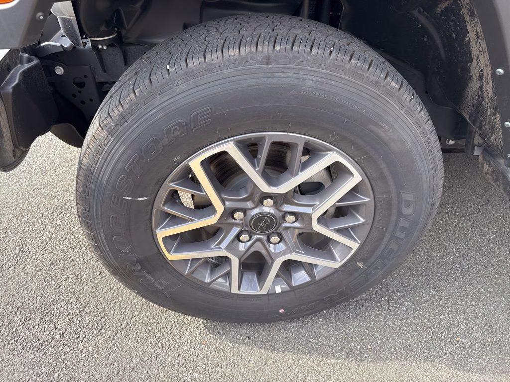 2024 Silver Zynith Clearcoat Jeep Wrangler Sahara 4X4 SUV