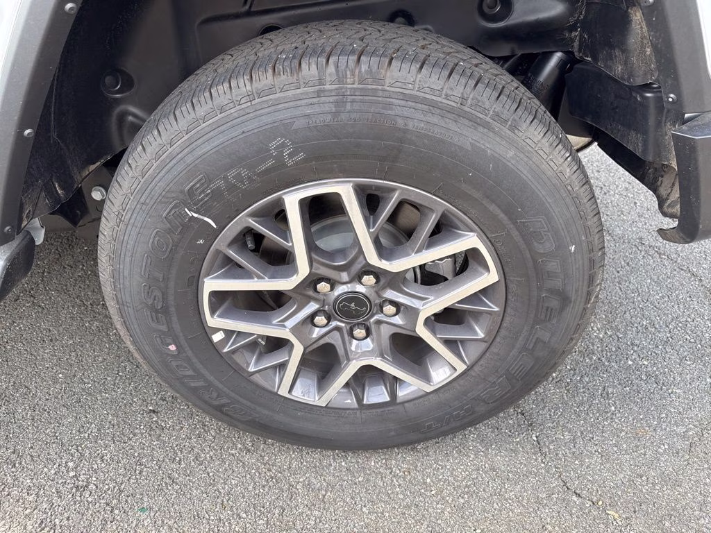 2024 Silver Zynith Clearcoat Jeep Wrangler Sahara 4X4 SUV