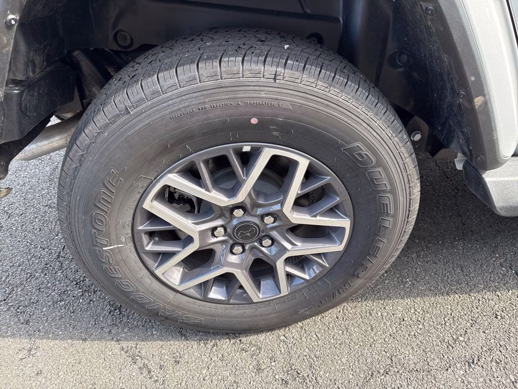 2024 Silver Zynith Clearcoat Jeep Wrangler Sahara 4X4 SUV