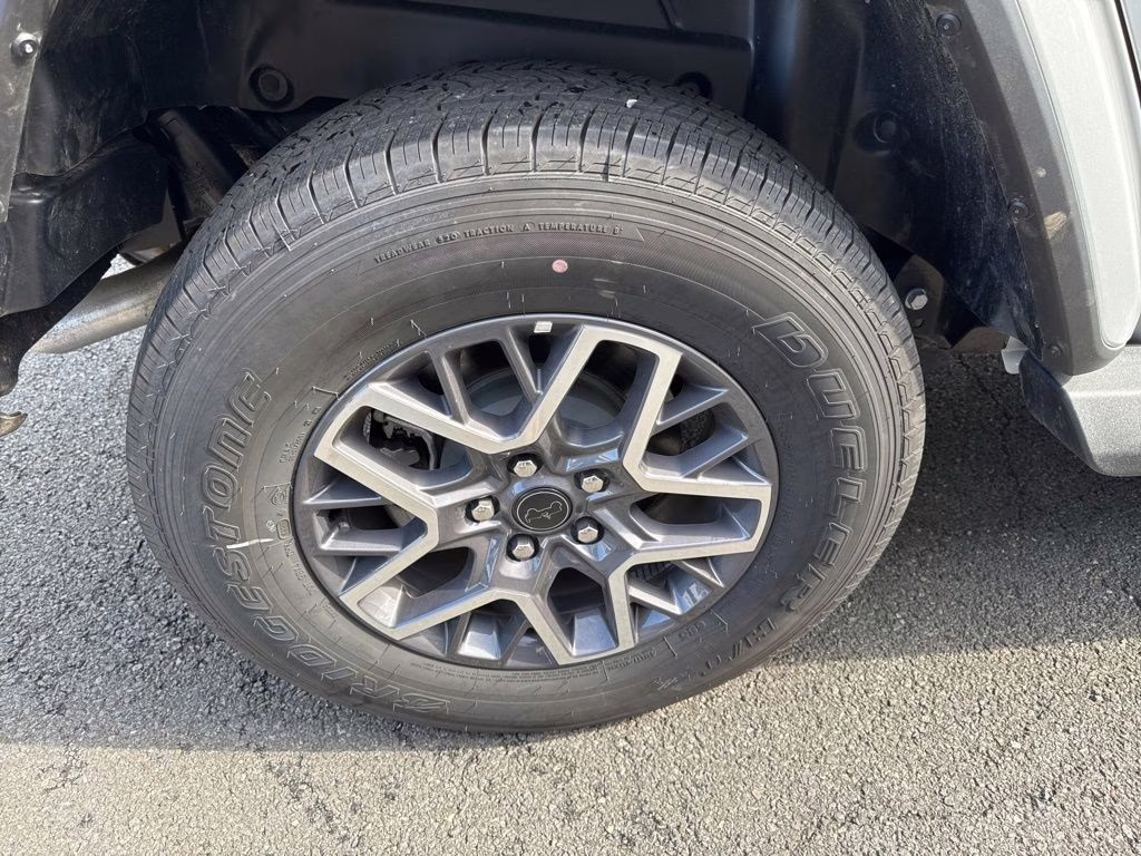 2024 Silver Zynith Clearcoat Jeep Wrangler Sahara 4X4 SUV