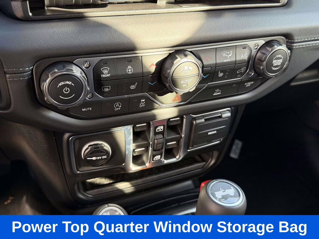 2026 Granite Crystal Metallic Clearcoat Jeep Wrangler Sahara 4X4 SUV