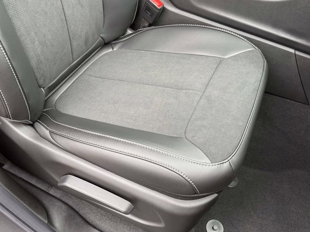 2025 Baltic Gray Metallic Clearcoat Jeep Grand Cherokee Altitude X 4X4 SUV