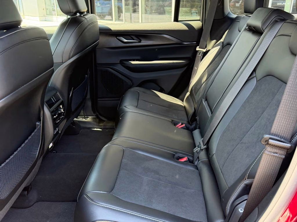 2025 Velvet Red Pearlcoat Jeep Grand Cherokee Altitude X 4X4 SUV