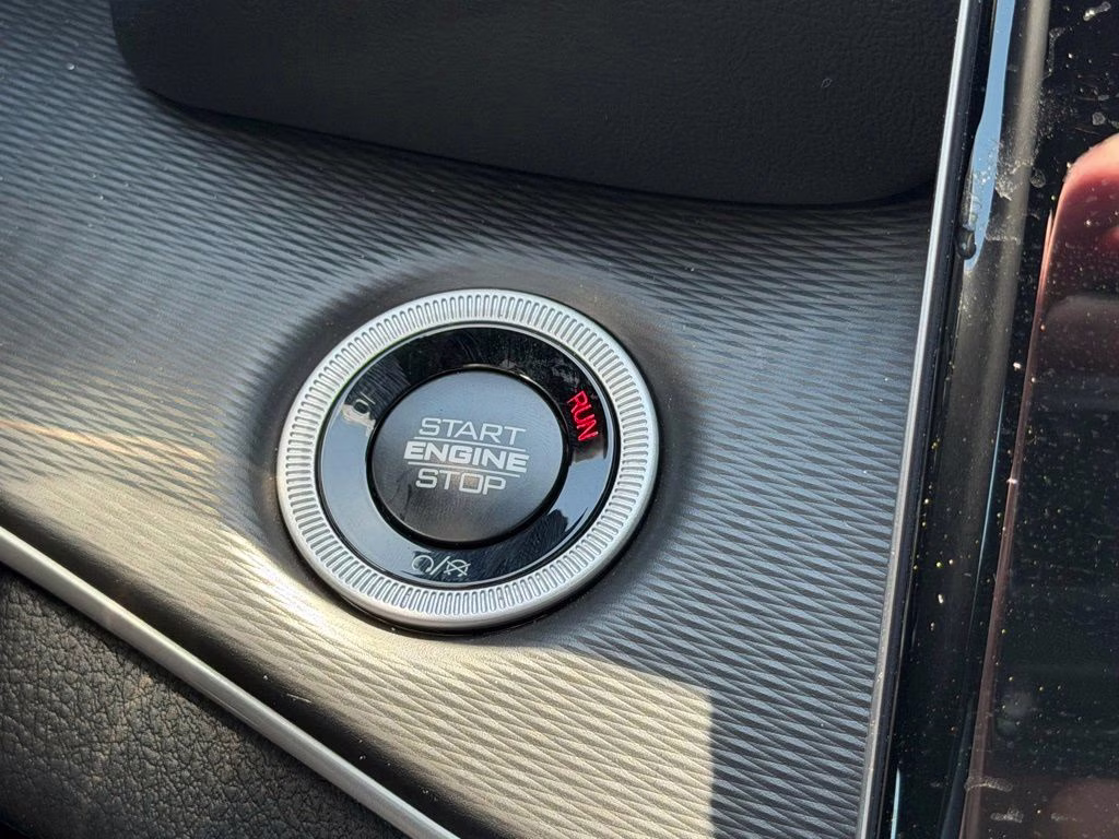 2025 Velvet Red Pearlcoat Jeep Grand Cherokee Altitude X 4X4 SUV