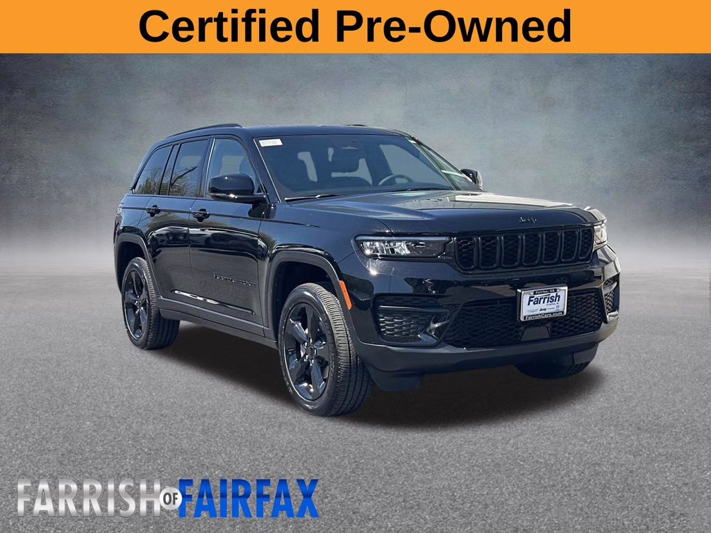 2025 Diamond Black Crystal Pearlcoat Jeep Grand Cherokee Altitude X 4X4 SUV