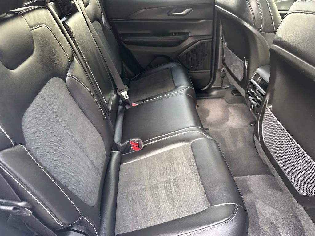 2025 Bright White Clearcoat Jeep Grand Cherokee Altitude X 4X4 SUV