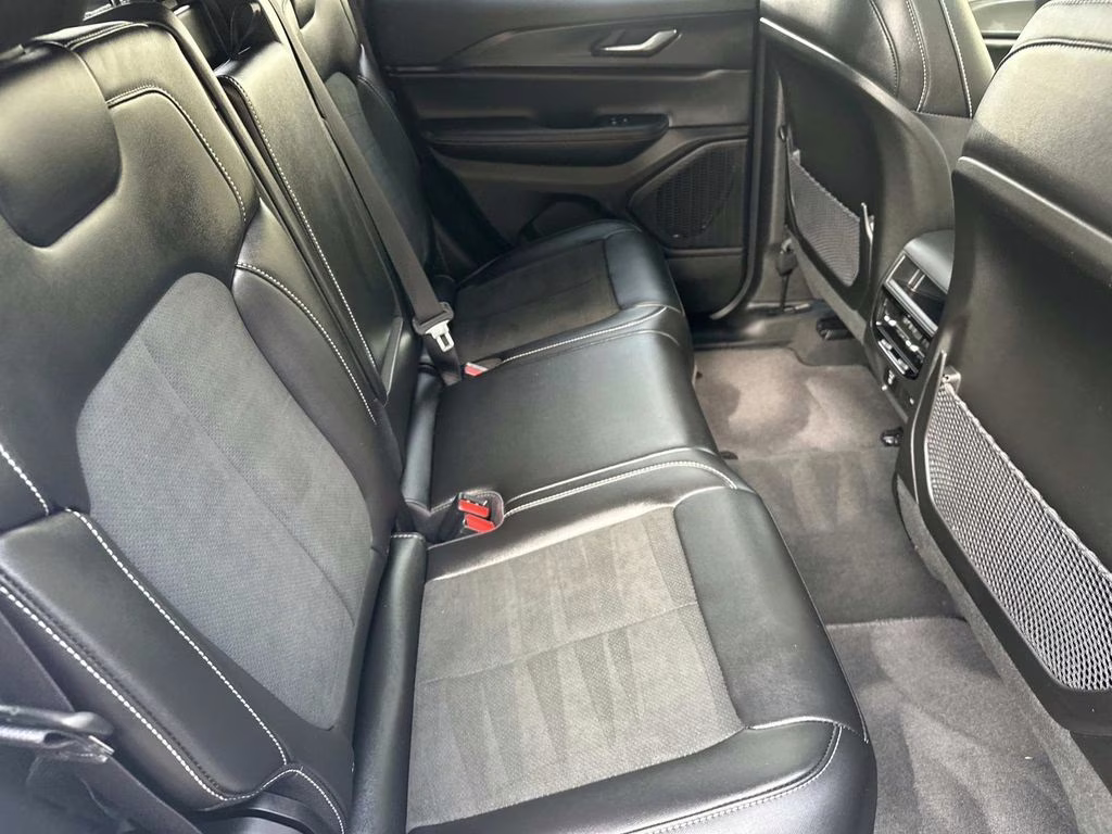 2025 Bright White Clearcoat Jeep Grand Cherokee Altitude X 4X4 SUV