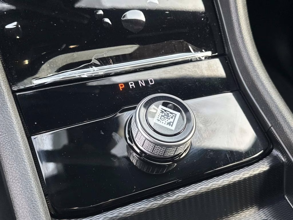 2025 Bright White Clearcoat Jeep Grand Cherokee Altitude X 4X4 SUV