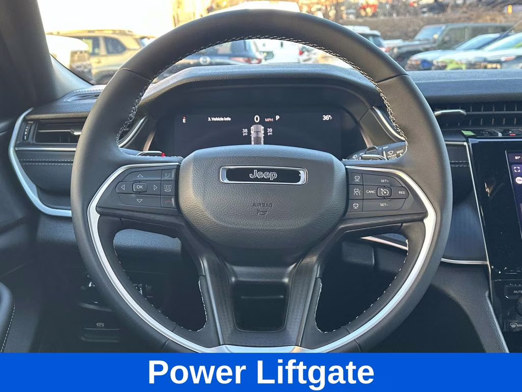 2025 Diamond Black Crystal Pearlcoat Jeep Grand Cherokee Altitude X 4X4 SUV