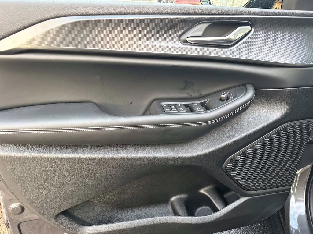 2025 Baltic Gray Metallic Clearcoat Jeep Grand Cherokee Altitude X 4X4 SUV