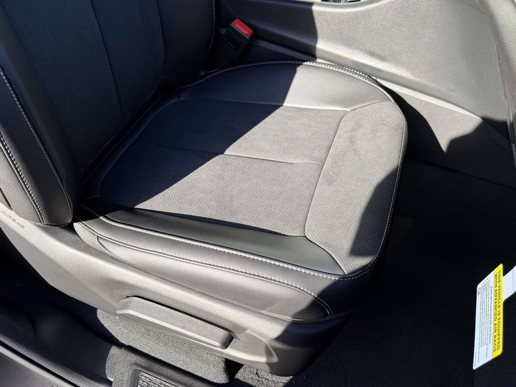 2025 Baltic Gray Metallic Clearcoat Jeep Grand Cherokee Altitude X 4X4 SUV