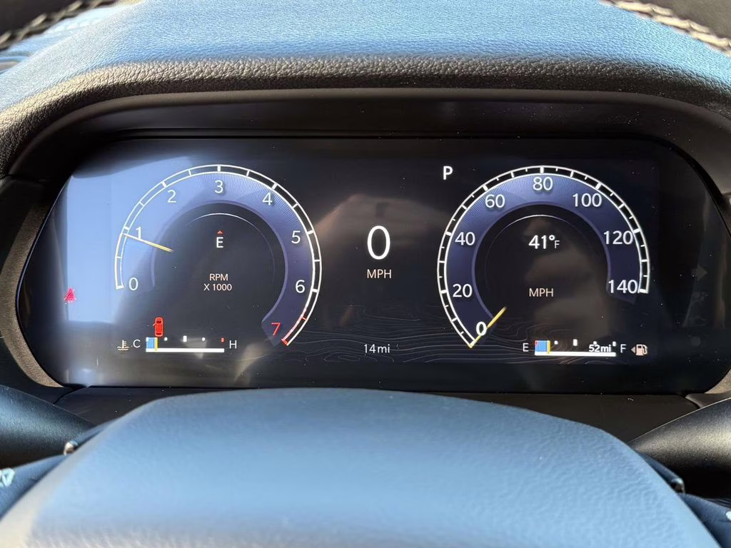 2025 Diamond Black Crystal Pearlcoat Jeep Grand Cherokee Altitude X 4X4 SUV