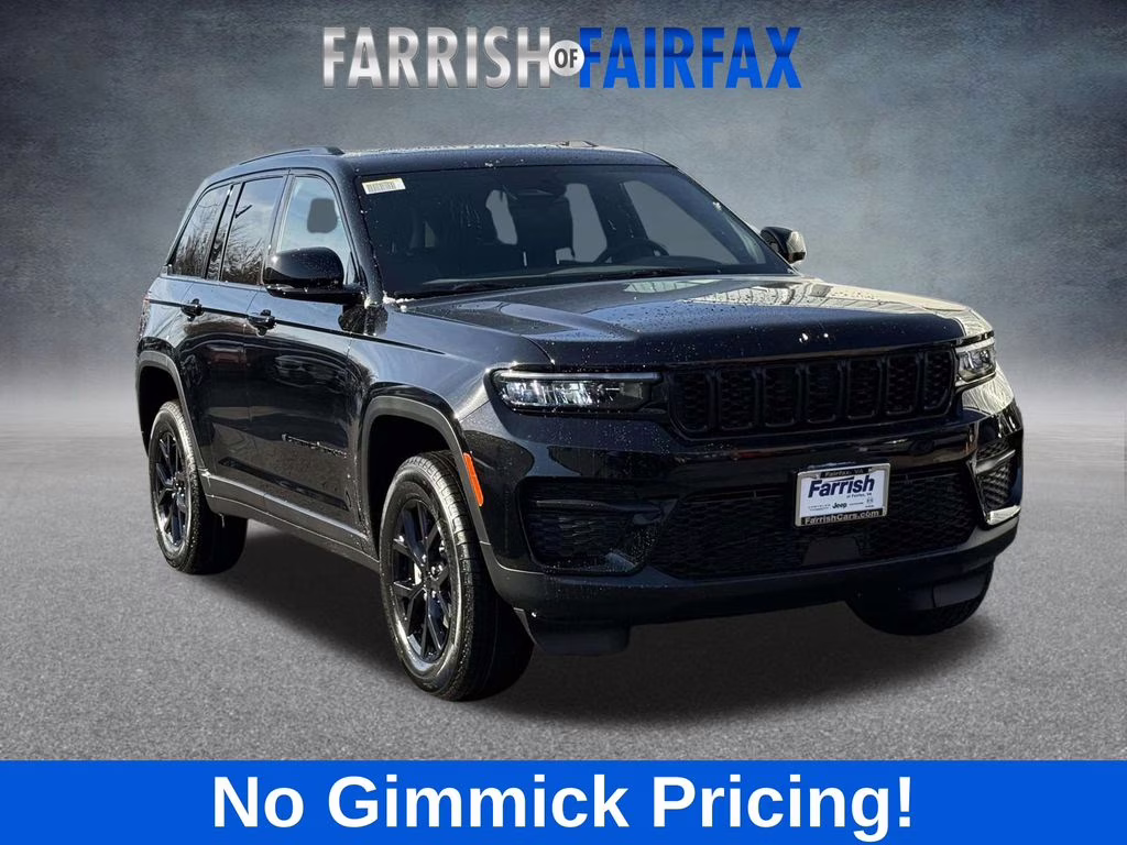 2025 Diamond Black Crystal Pearlcoat Jeep Grand Cherokee Altitude X 4X4 SUV